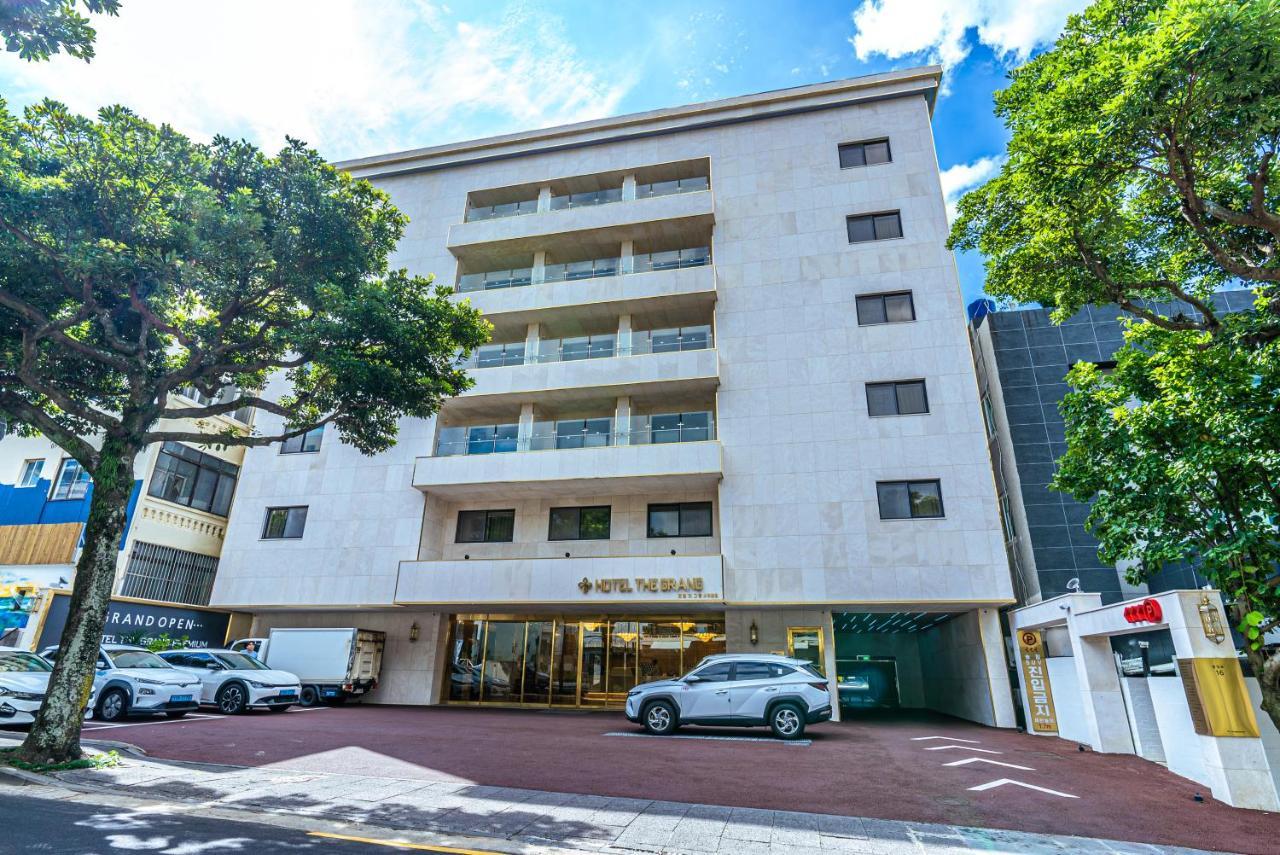 Hotel The Grang 西归浦市 外观 照片