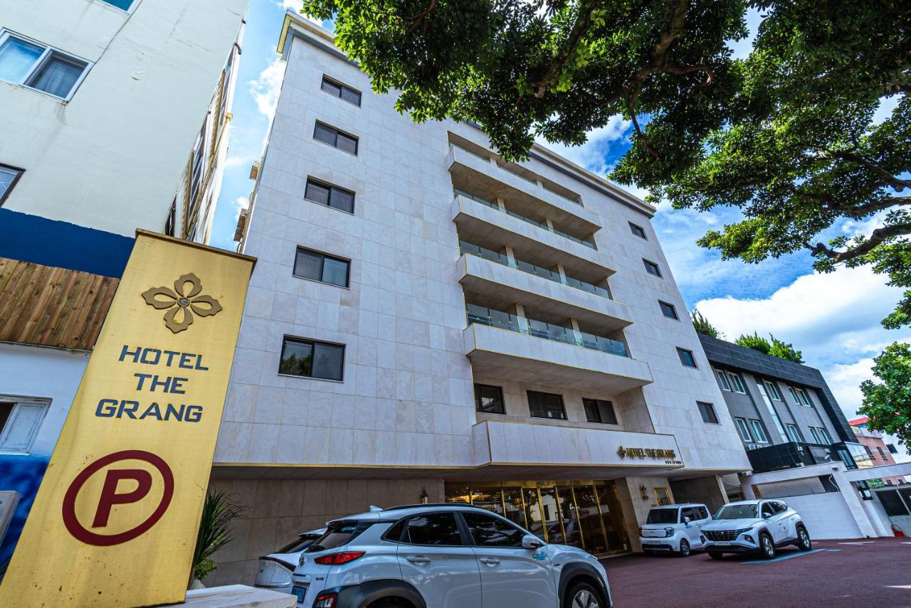 Hotel The Grang 西归浦市 外观 照片