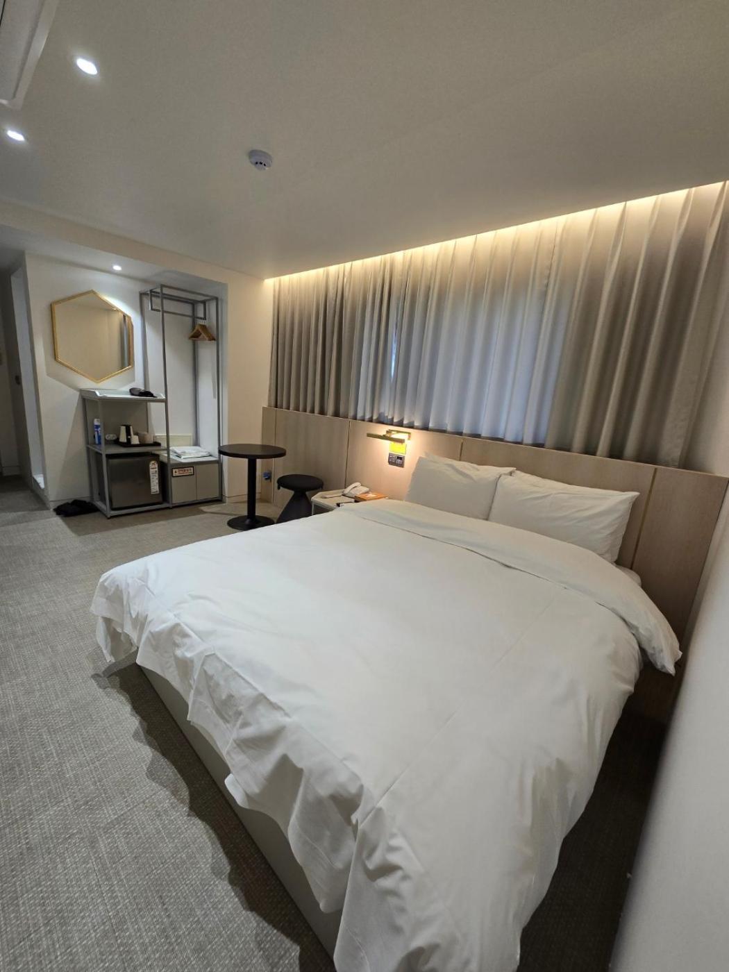 Hotel The Grang 西归浦市 外观 照片